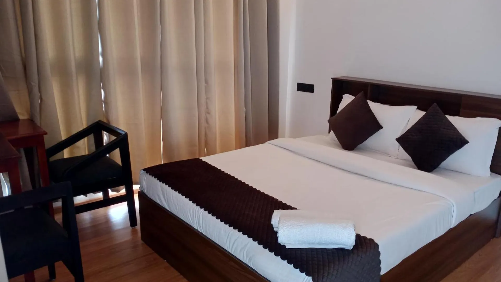 Vila Adithya Resort Vagamon